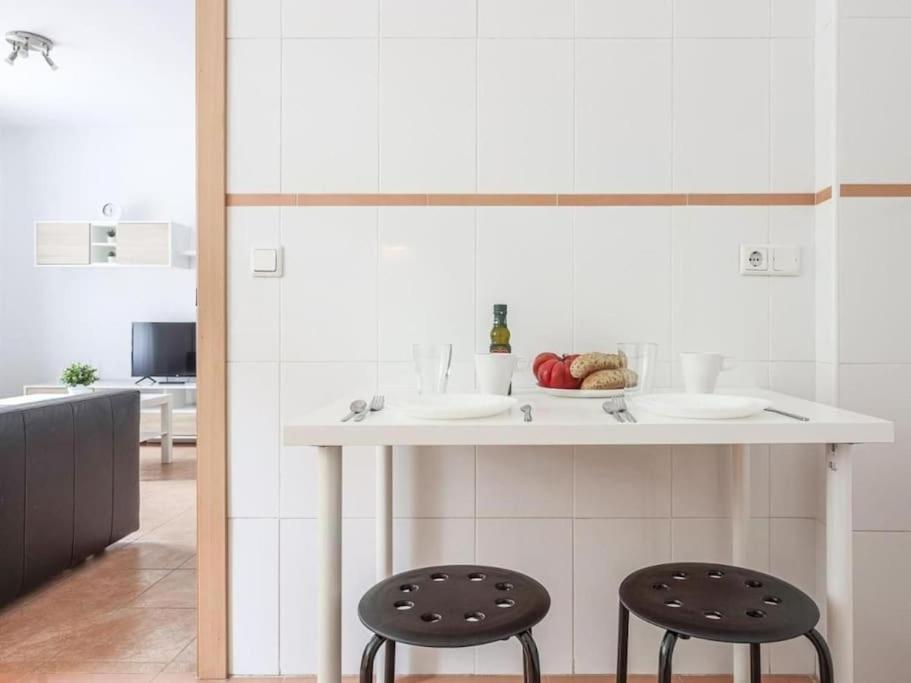 Alojamiento Con Piscina Y Parking En Sevilla La Algaba ภายนอก รูปภาพ
