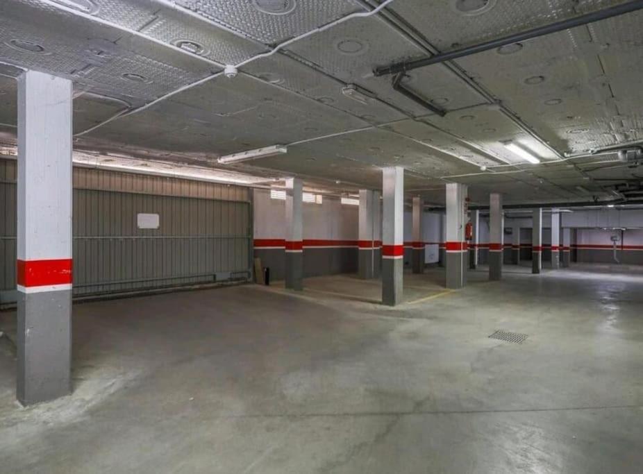 Alojamiento Con Piscina Y Parking En Sevilla La Algaba ภายนอก รูปภาพ